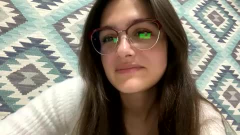 irisss31 online show from September 24, 7:20 pm