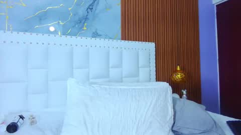 Sandy  online show from February 12, 12:12 pm