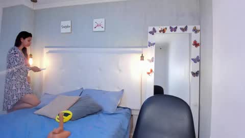 is_a_bell online show from October 8, 4:35 pm