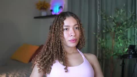 isa_____ online show from November 10, 12:35 am