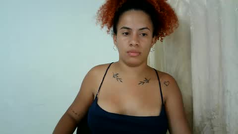 Snapshot of isa_bellaxx23 chatting on September 18, 4:49 am isa_bellaxx23 online show from September 18, 4:49 am