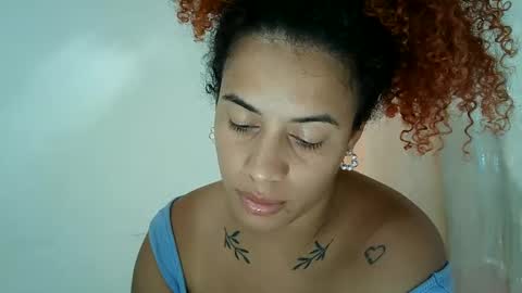 Snapshot of isa_bellaxx23 chatting on September 16, 9:07 pm isa_bellaxx23 online show from September 16, 9:07 pm