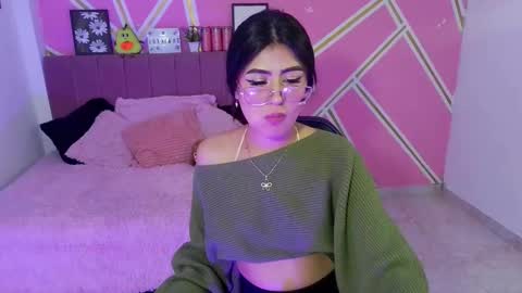 isabela online show from March 14, 1:53 am