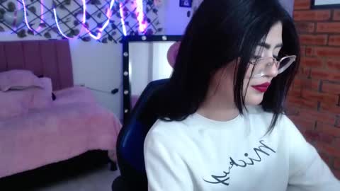 isabela online show from September 22, 9:08 pm