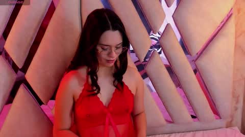 Isa online show from February 15, 9:41 am