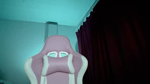 Isabella  online show from October 2, 9:41 am