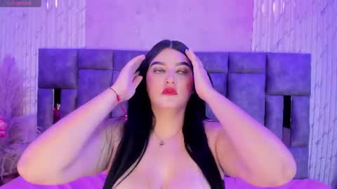 Isa Gonzalez  online show from July 14, 8:14 pm
