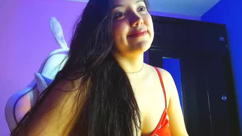 isa_jones1 online show from December 19, 3:02 am