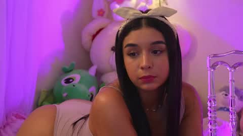 Isabella        online show from January 9, 1:33 am