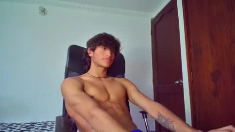 isaac online show from November 4, 10:22 pm