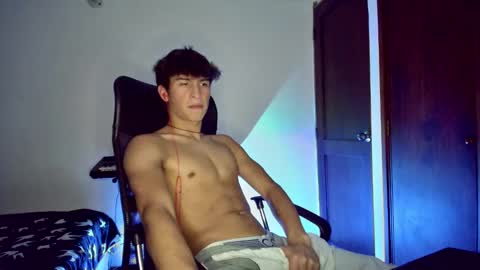 Snapshot of isaac__efx chatting on January 28, 12:47 am isaac online show from January 28, 12:47 am