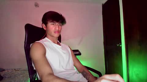 Snapshot of isaac__efx chatting on February 19, 12:46 am isaac online show from February 19, 12:46 am