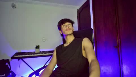 Snapshot of isaac__efx chatting on January 22, 5:16 am isaac online show from January 22, 5:16 am