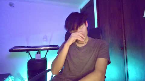 Snapshot of isaac__efx chatting on January 11, 12:44 am isaac online show from January 11, 12:44 am