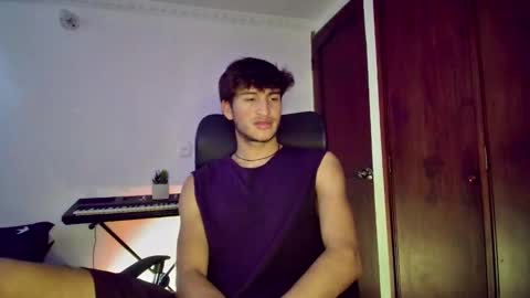 Snapshot of isaac__efx chatting on January 23, 9:07 pm isaac online show from January 23, 9:07 pm
