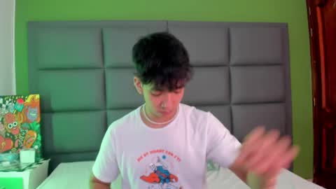 isaac_cryston online show from February 13, 7:52 pm