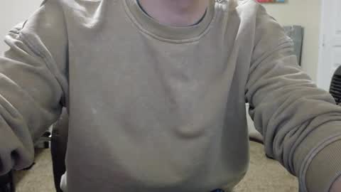 Snapshot of isaac_sheffield chatting on February 17, 4:17 pm isaac online show from February 17, 4:17 pm