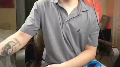 isaac online show from October 10, 12:05 am