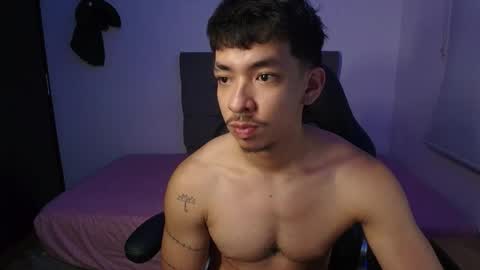 muscle isaac online show from May 28, 11:58 pm
