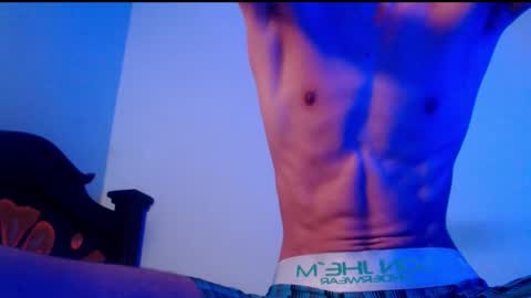 Snapshot of isaaclatino chatting on February 28, 6:43 am isaac online show from February 28, 6:43 am