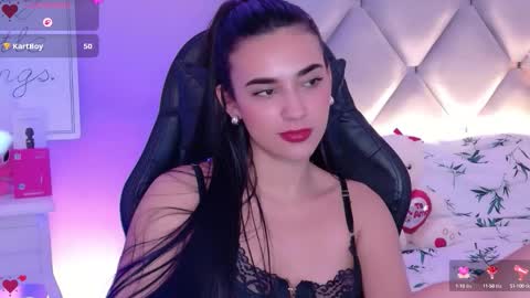 isaavalencia online show from October 15, 1:20 am