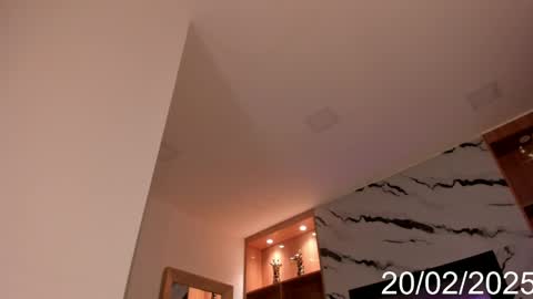 Isabel online show from February 20, 8:17 am