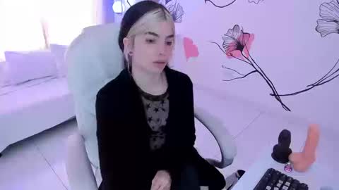 Snapshot of isabela_fiorelli chatting on September 9, 2:17 pm isabela_fiorelli online show from September 9, 2:17 pm