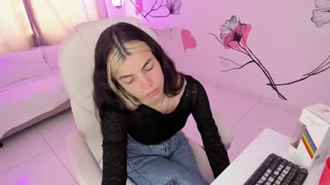 isabela_fiorelli online show from September 27, 5:11 pm