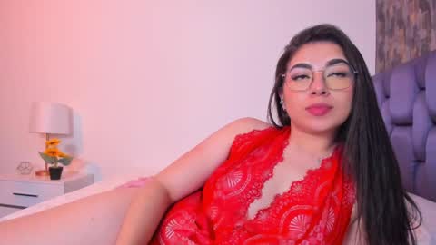Snapshot of isabelaangell chatting on March 12, 2:30 am Isabela Angell online show from March 12, 2:30 am