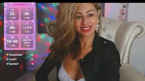 Isabel online show from November 29, 8:49 pm