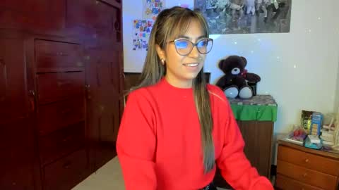 Isabella22 1 online show from January 28, 4:30 pm