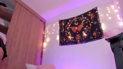 Isa...  online show from February 8, 3:52 am