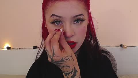 Snapshot of isabella__dark chatting on December 21, 9:04 pm online show from December 21, 9:04 pm