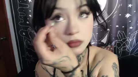 Snapshot of isabella__dark chatting on January 22, 9:10 pm online show from January 22, 9:10 pm