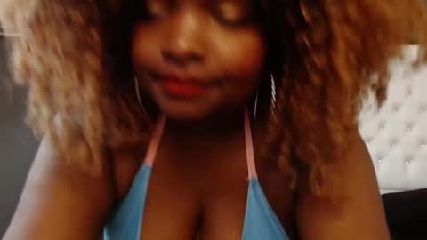 ISABELLA online show from October 10, 11:16 am