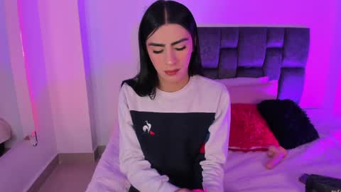 Isabella Moon9 online show from March 26, 12:21 pm