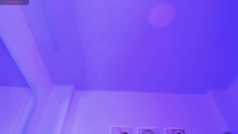 Isabella Moon9 online show from May 7, 12:45 pm