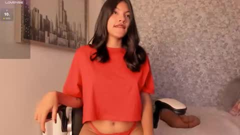 Snapshot of isabella_roberts13 chatting on March 11, 11:37 pm isa online show from March 11, 11:37 pm