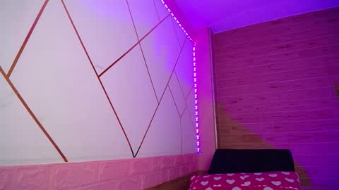 isabella_roseee online show from November 28, 10:06 pm