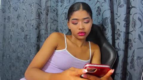 isabella online show from March 26, 1:55 am