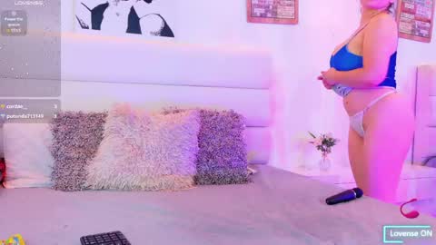 Isabella  online show from May 13, 4:05 pm