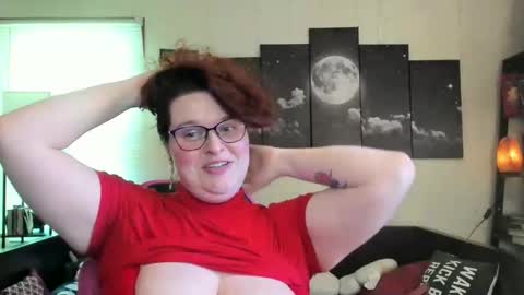 isabellamariedarcy online show from May 12, 7:01 pm