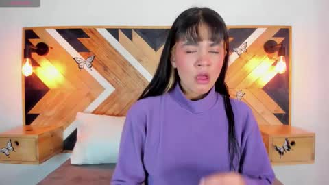 Isabella  online show from October 1, 12:15 pm