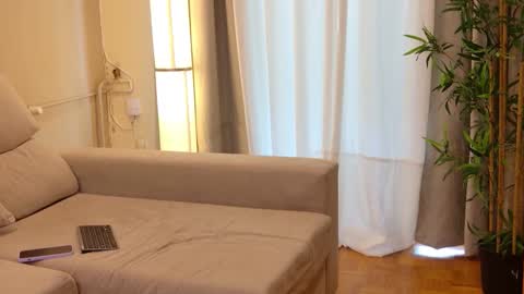 Snapshot of isabellauribe chatting on September 18, 1:59 pm isabellauribe online show from September 18, 1:59 pm