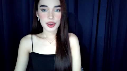 Isabelle online show from May 7, 3:35 am