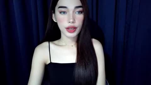 Isabelle online show from May 23, 5:14 am
