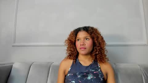 Snapshot of isabellsmmith chatting on March 8, 8:14 pm Isabellsmmith online show from March 8, 8:14 pm