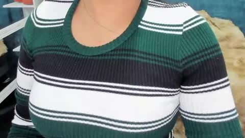 Isabel online show from May 20, 1:57 am