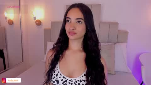 Snapshot of isamonroee chatting on February 10, 10:30 pm Isa Monroee online show from February 10, 10:30 pm