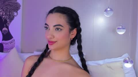 Snapshot of isamonroee chatting on December 30, 10:45 pm Isa Monroee online show from December 30, 10:45 pm
